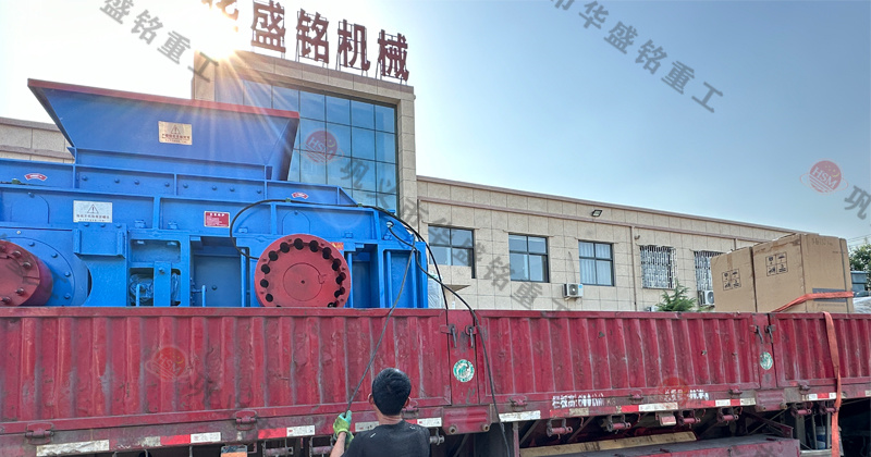 鐵礦石液壓對輥破碎機的維護成本如何？工作原理是什么？